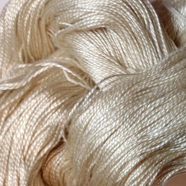Silk 20/2Nm - Natural - NAT - in Skein