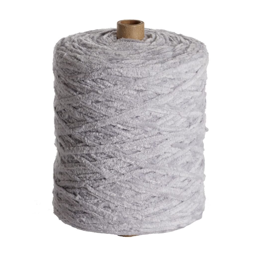 Garnhuset Chenille - Pale Grey - 220