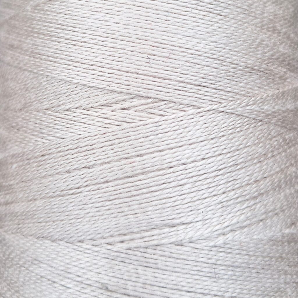 Silk 20/2Nm Mini Spool - White Sand - 293